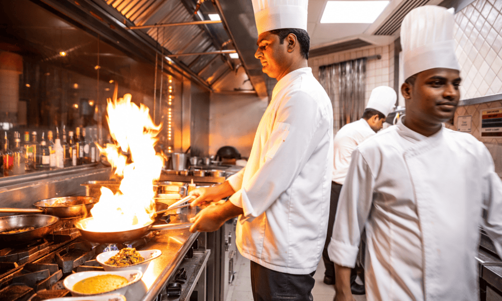 F&B & Cloud Kitchen Advisory22 F&B & Cloud Kitchen Advisory22